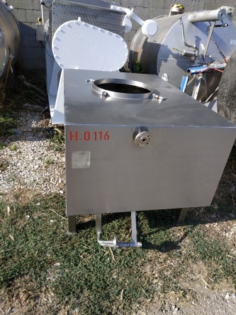 3881 - Nerezová nádrž ležatá 900  litrov SKLADOM - image